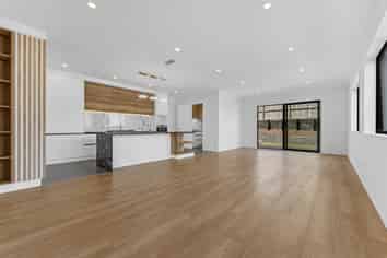 17 Meadowridge Drive, Flat Bush