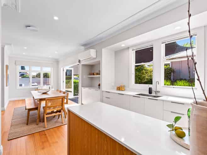 11 Chambers Street, Havelock North