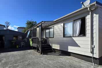 13A Duggan Avenue, Mangere
