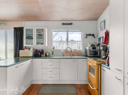 28 Ngatoto Road, Tinopai