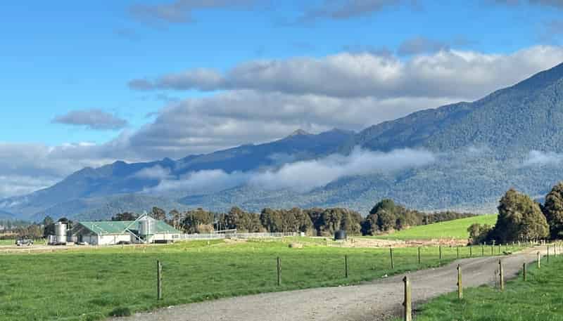 2434 State Highway 65, Maruia