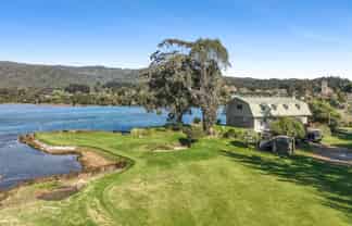 1232 Takaka-Collingwood Highway, Onekaka