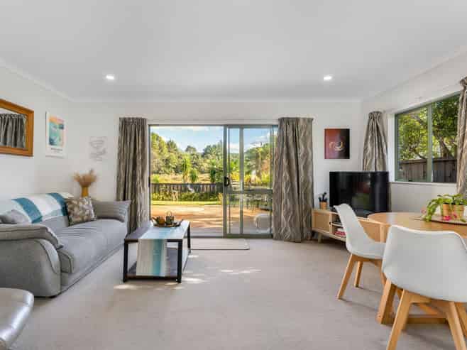 136B Sharyn Place, Whangamata