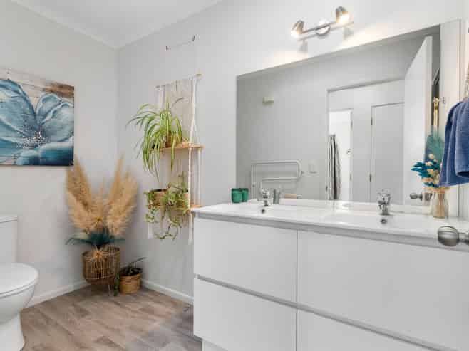 136B Sharyn Place, Whangamata
