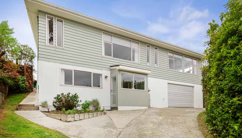 30 Turriff Crescent, Tawa