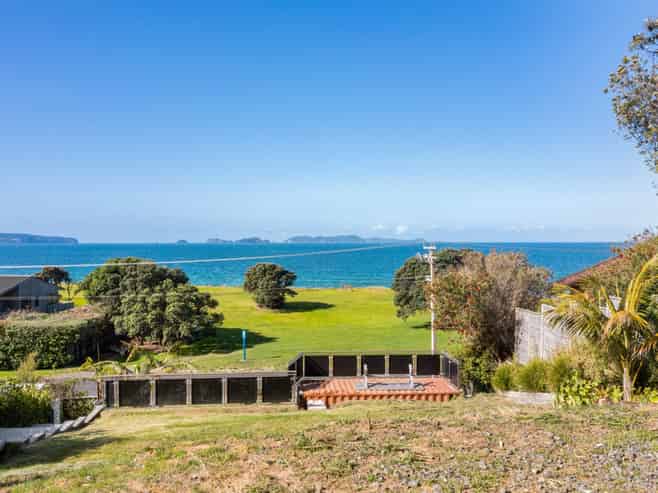 876 Black Jack Road, Opito Bay