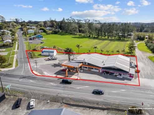 EXCEPTIONAL INVESTMENT ON STATE HIGHWAY 1
