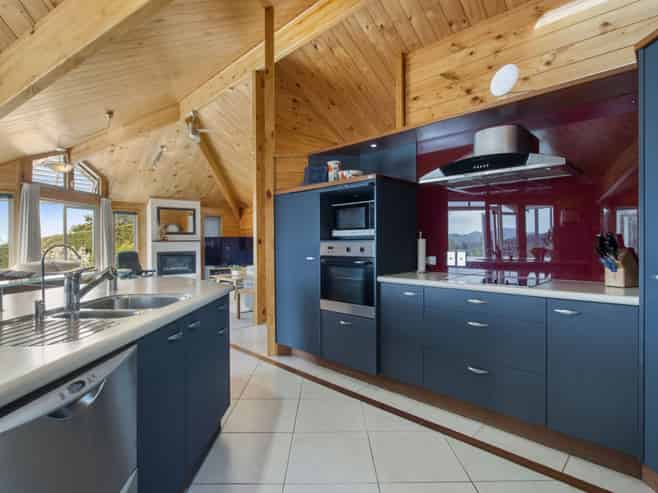 320 Lindemann Road, Katikati
