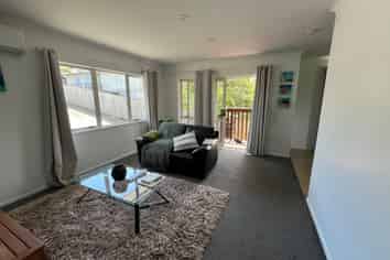A/11 Hollinbrigg Avenue, Manurewa East