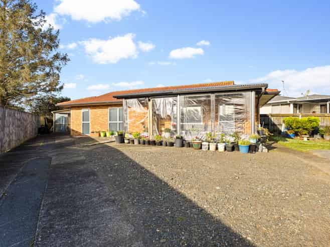 31 Arnwood Place, Manurewa