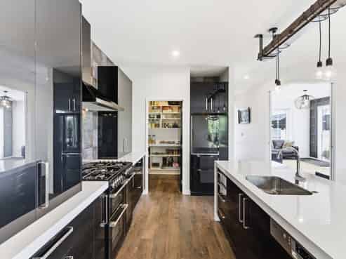 112 Hills Road, Edgeware