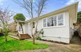 49 Taylor Terrace, Tawa