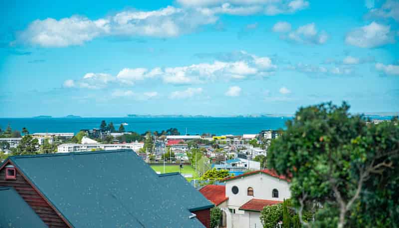 2D Robin Lane, Browns Bay