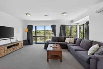 6A Ranginui Road, Welcome Bay