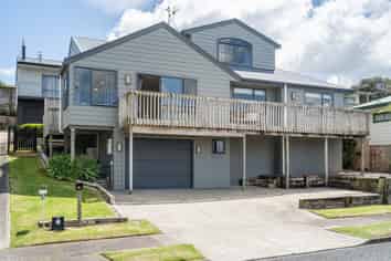 6A Ranginui Road, Welcome Bay