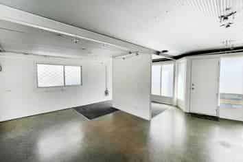 BOUTIQUE GREY LYNN OFFICE
