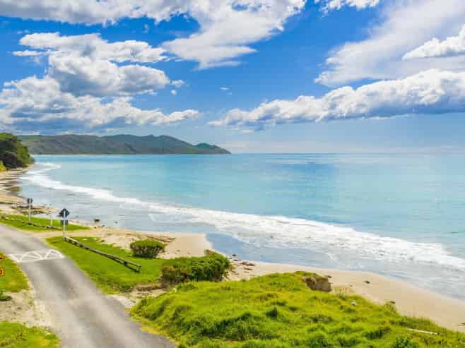 202 Pourerere Beach Road, Pourerere