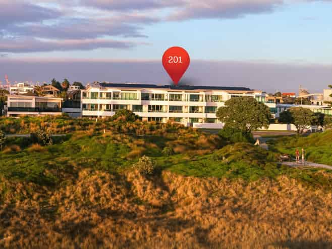 201/136 Marine Parade, Mount Maunganui