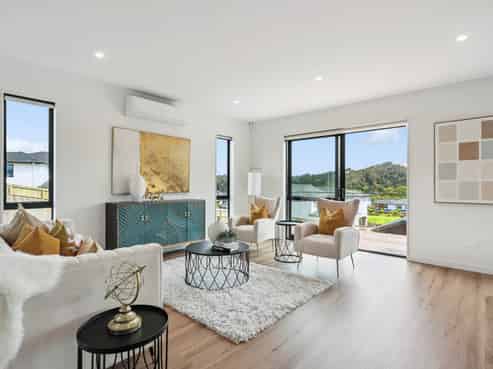 5 Katote Avenue, Swanson