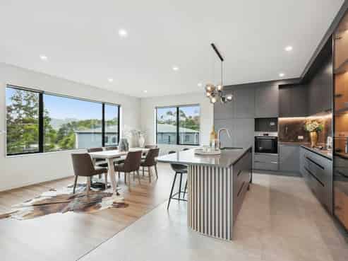 5 Katote Avenue, Swanson