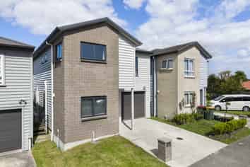 6 Awhenga Place, Weymouth