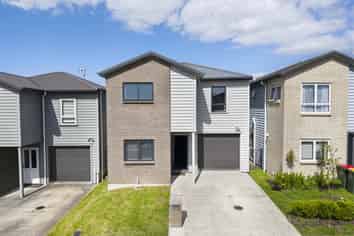 6 Awhenga Place, Weymouth