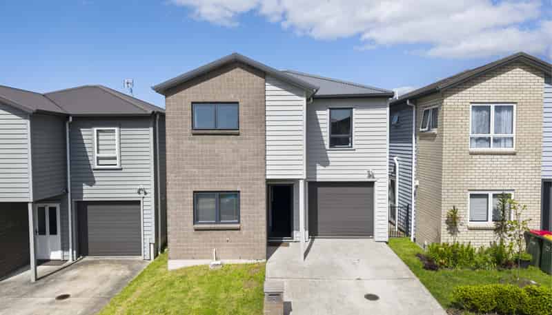 6 Awhenga Place, Weymouth