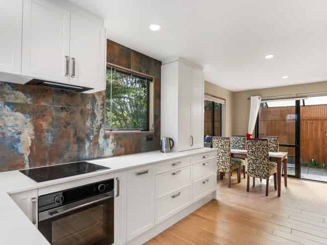 62/17 Georgia Terrace, Albany