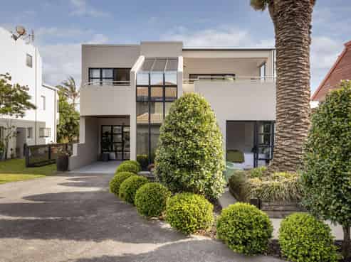 21A Sunbrae Grove, Mount Maunganui