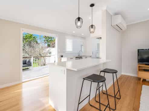 7 Beazley Place, Glendene