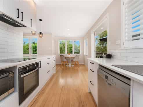 7 Beazley Place, Glendene