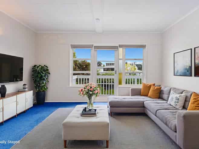 2/40 Roslyn Terrace, Devonport