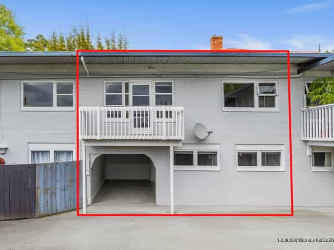 2/40 Roslyn Terrace, Devonport