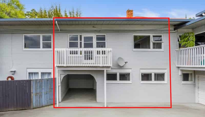 2/40 Roslyn Terrace, Devonport