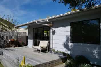 a/6 Rodney Gr, Paraparaumu