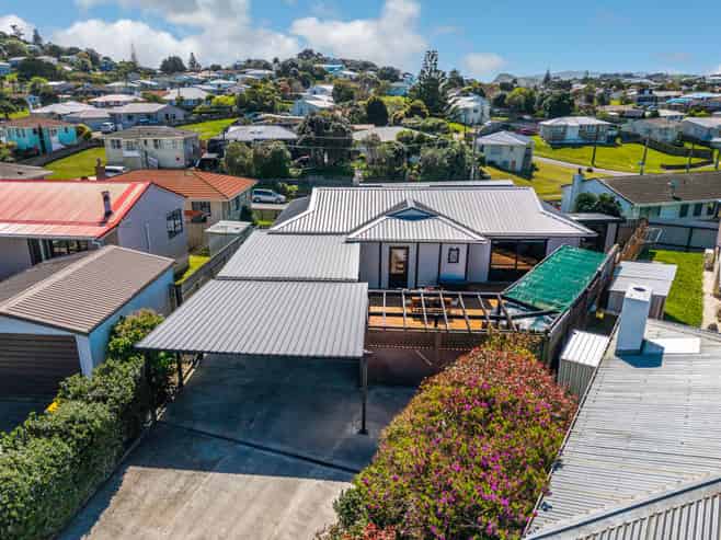 38 Whanga Crescent, Titahi Bay