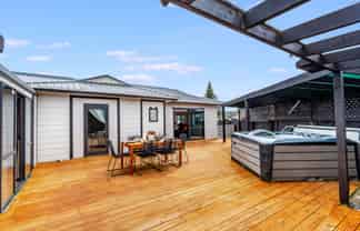 38 Whanga Crescent, Titahi Bay