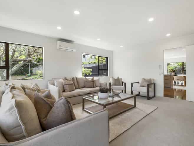 24 Rosemary Avenue, Forrest Hill