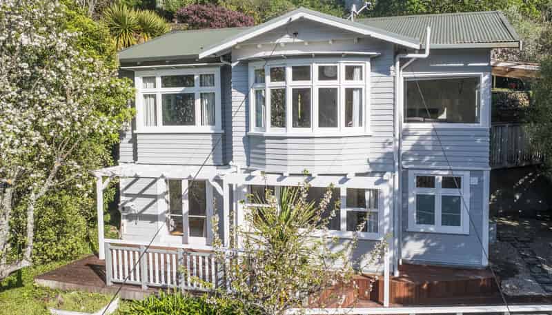 32 Locking Street, NELSON SOUTH