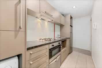305/4 Wagener Place, Mount Albert