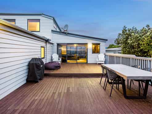 45 Mana View Road, Paremata