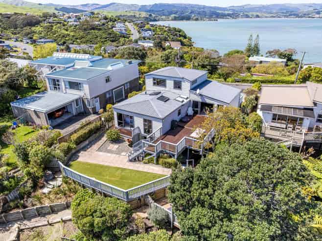 45 Mana View Road, Paremata