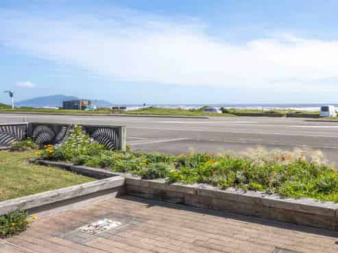 66A Marine Parade, Otaki Beach