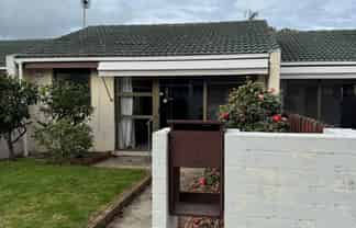 2/113 Trafalgar Street, Onehunga