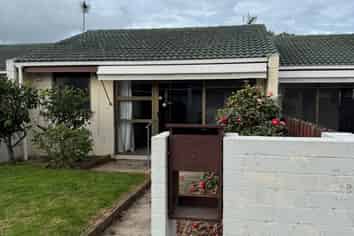 2/113 Trafalgar Street, Onehunga