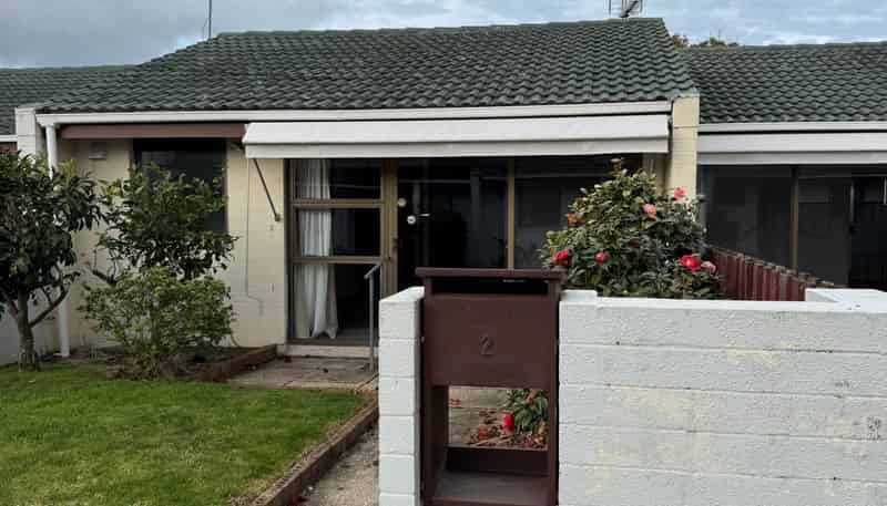 2/113 Trafalgar Street, Onehunga