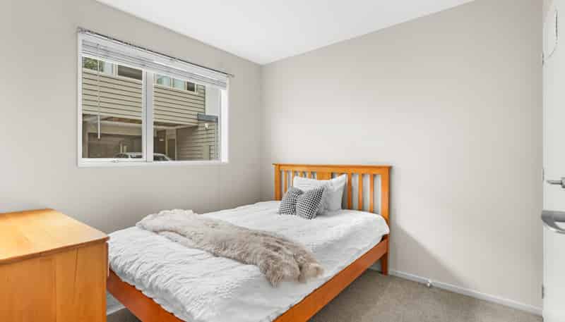 10/9 Cameron Street, Sydenham