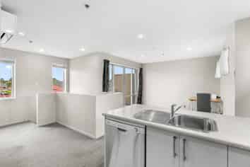 10/9 Cameron Street, Sydenham