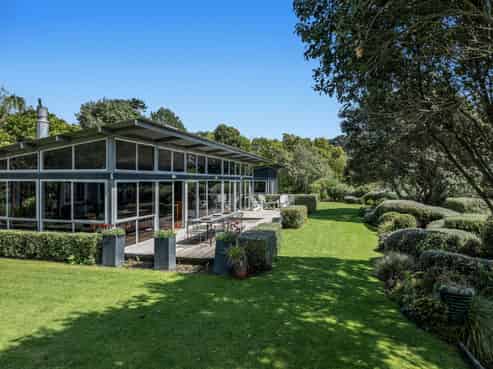 8 Thompson Road, Opotiki and Surrounds