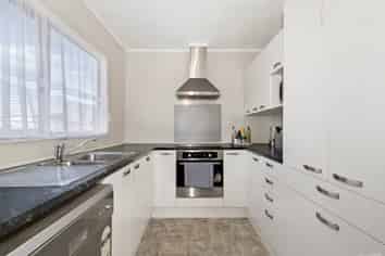 1/62 Redcrest Avenue, Red Hill